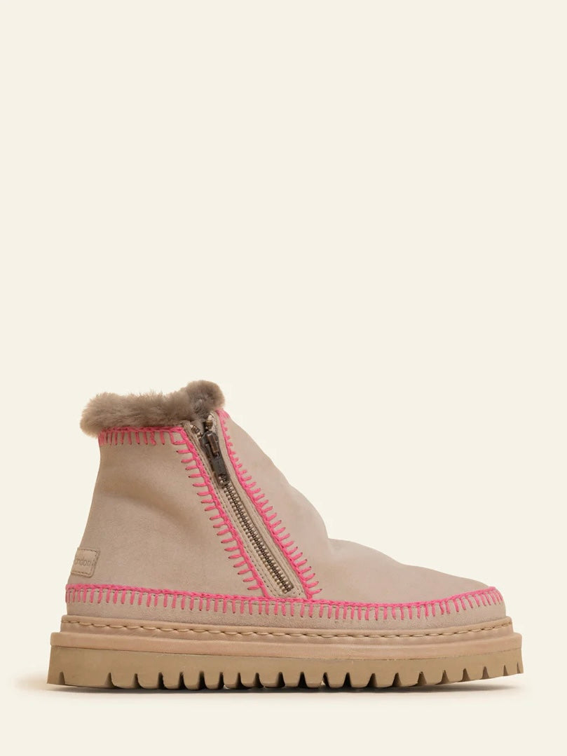 
                  
                    LAIDBACKLONDON SETSU 4.0 CROCHET SAND SUEDE PINK
                  
                