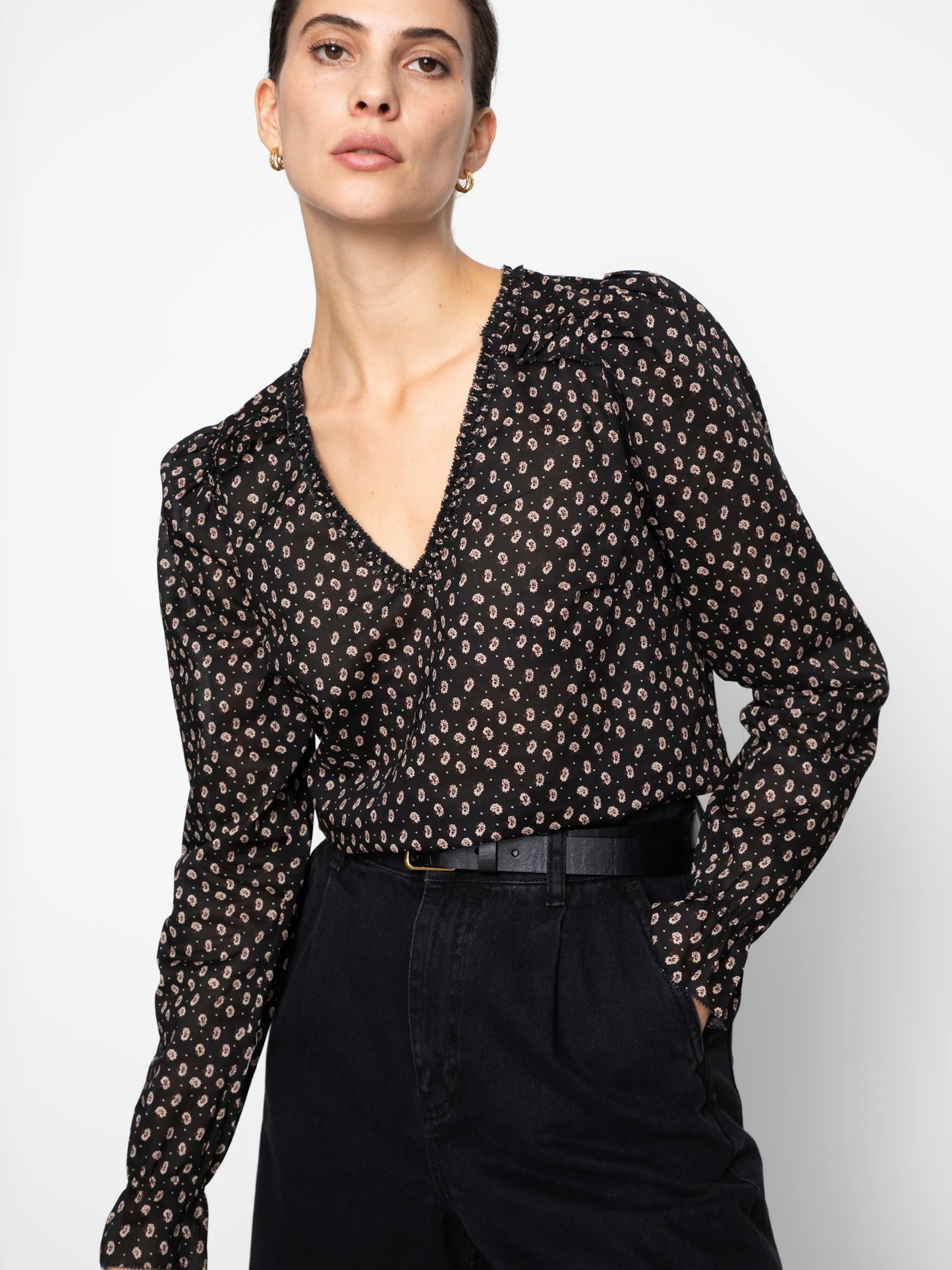 
                  
                    CAMILLA PIHL DUNE BLOUSE TAUPE FLOWER
                  
                