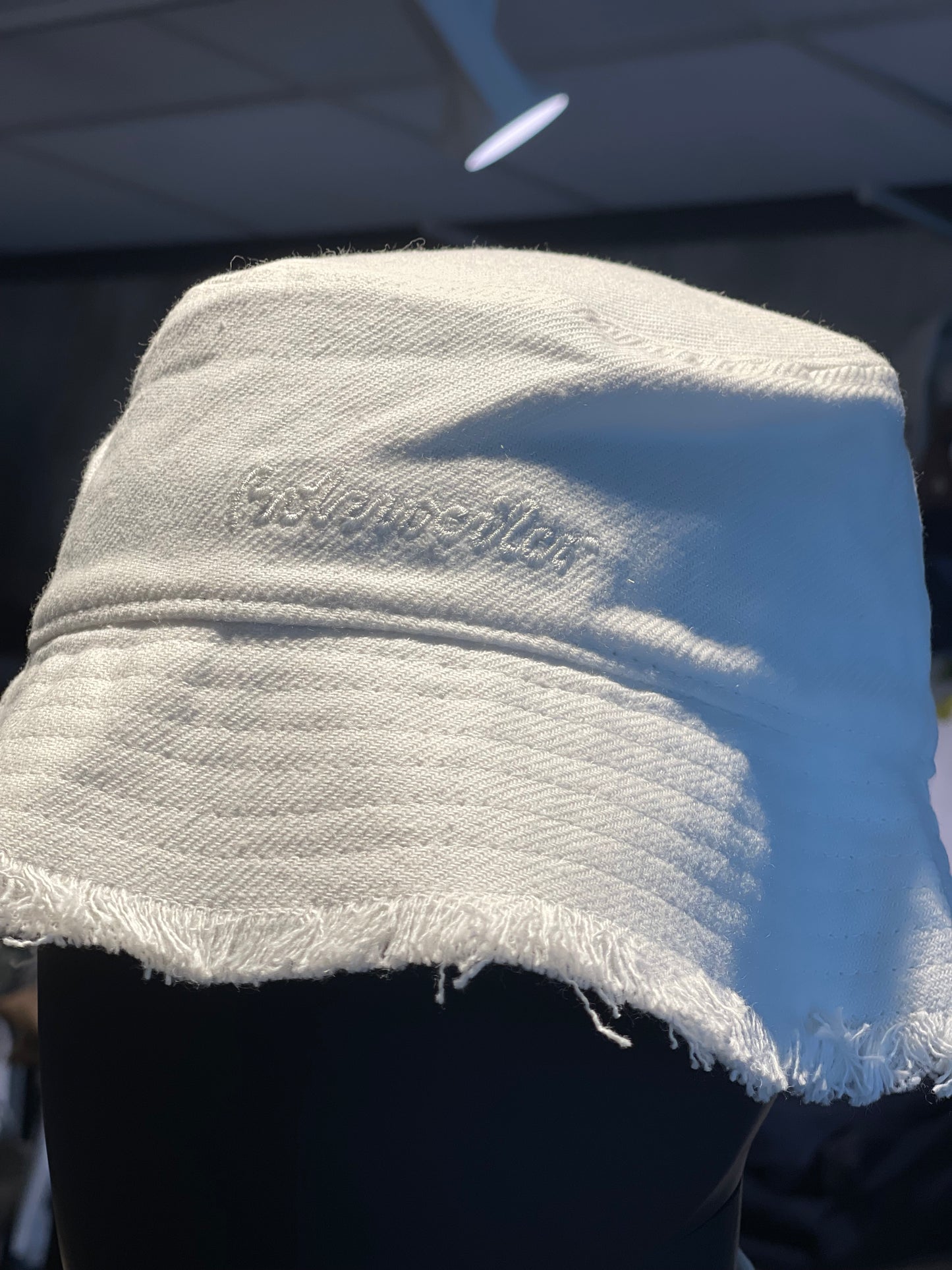 
                  
                    HOLZWEILER PAFE DENIM BUCKET HAT WHITE
                  
                