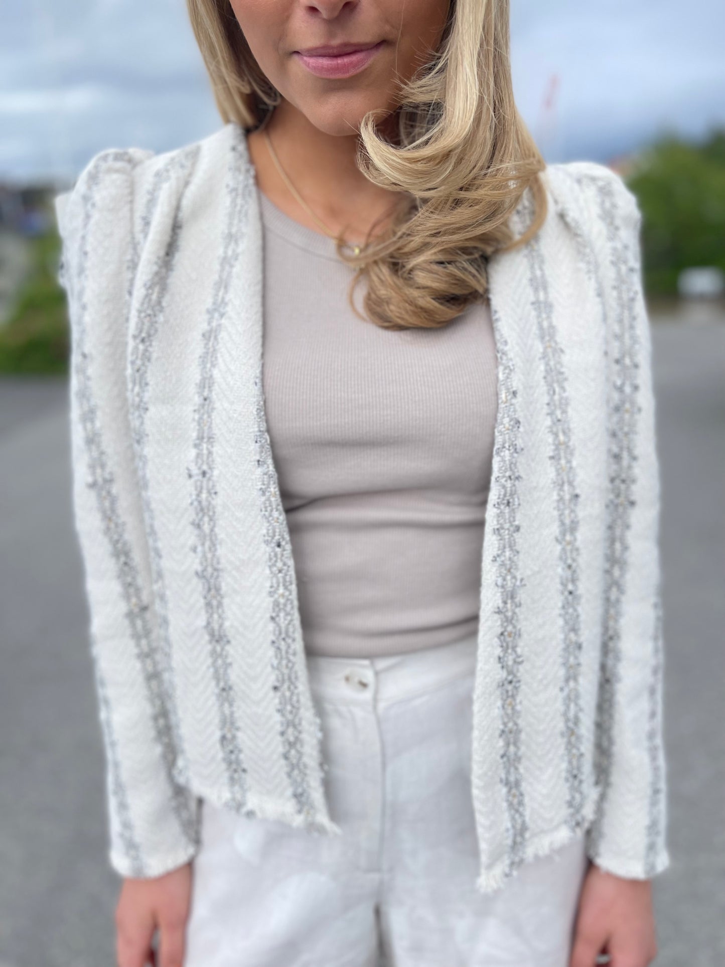 
                  
                    CO’COUTURE ALVIE BOUCLE JACKET OFF WHITE
                  
                