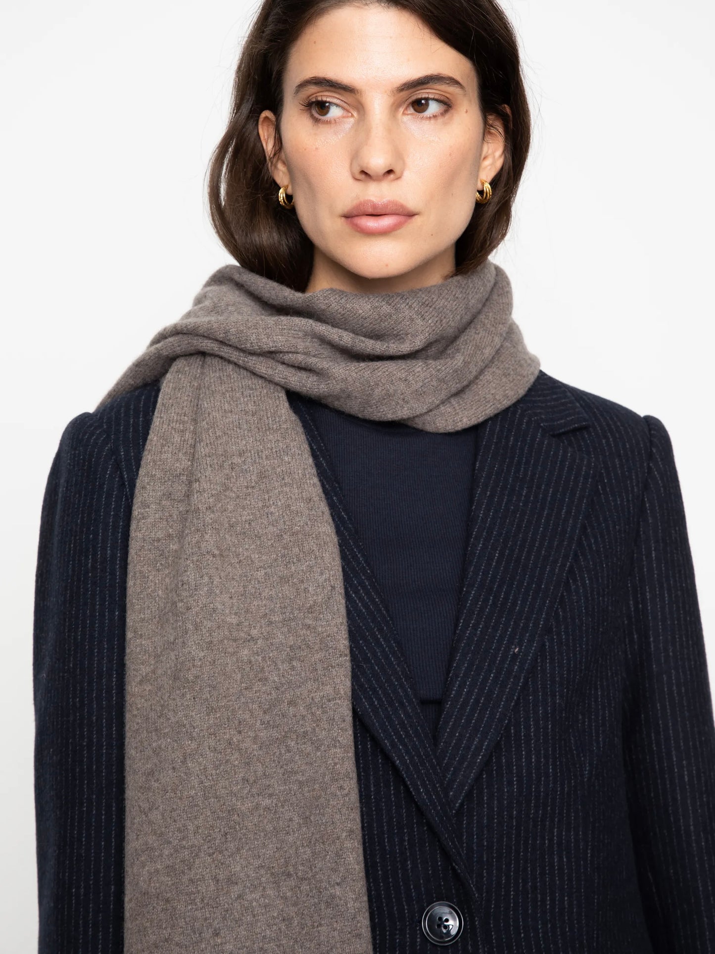 
                  
                    CAMILLA PIHL BABETTE SCARF DARK TAUPE
                  
                