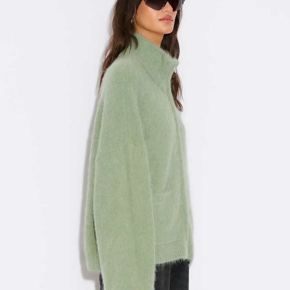 
                  
                    HOLZWEILER TINE FLUFFY CARDIGAN GREEN
                  
                