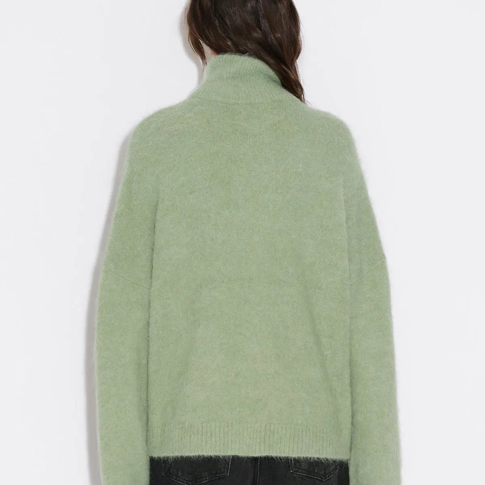 
                  
                    HOLZWEILER TINE FLUFFY CARDIGAN GREEN
                  
                