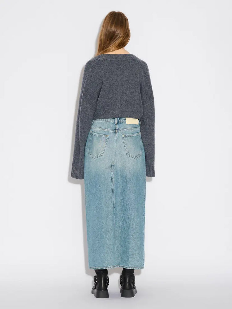 
                  
                    HOLZWEILER DENIM LONG SKIRT LT. BLUE
                  
                