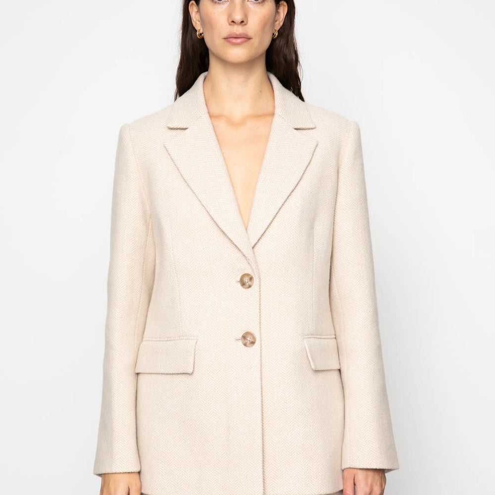 
                  
                    CAMILLA PIHL BROOKLYN BLAZER CREAM HERRINGBONE
                  
                