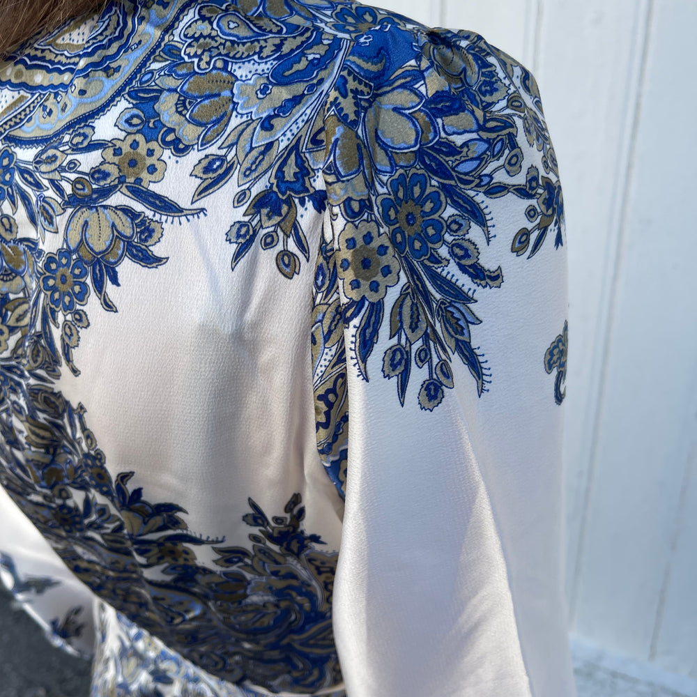 
                  
                    NEO NOIR RISTA PAISLEY BORDER BLOUSE ASH BLUE
                  
                