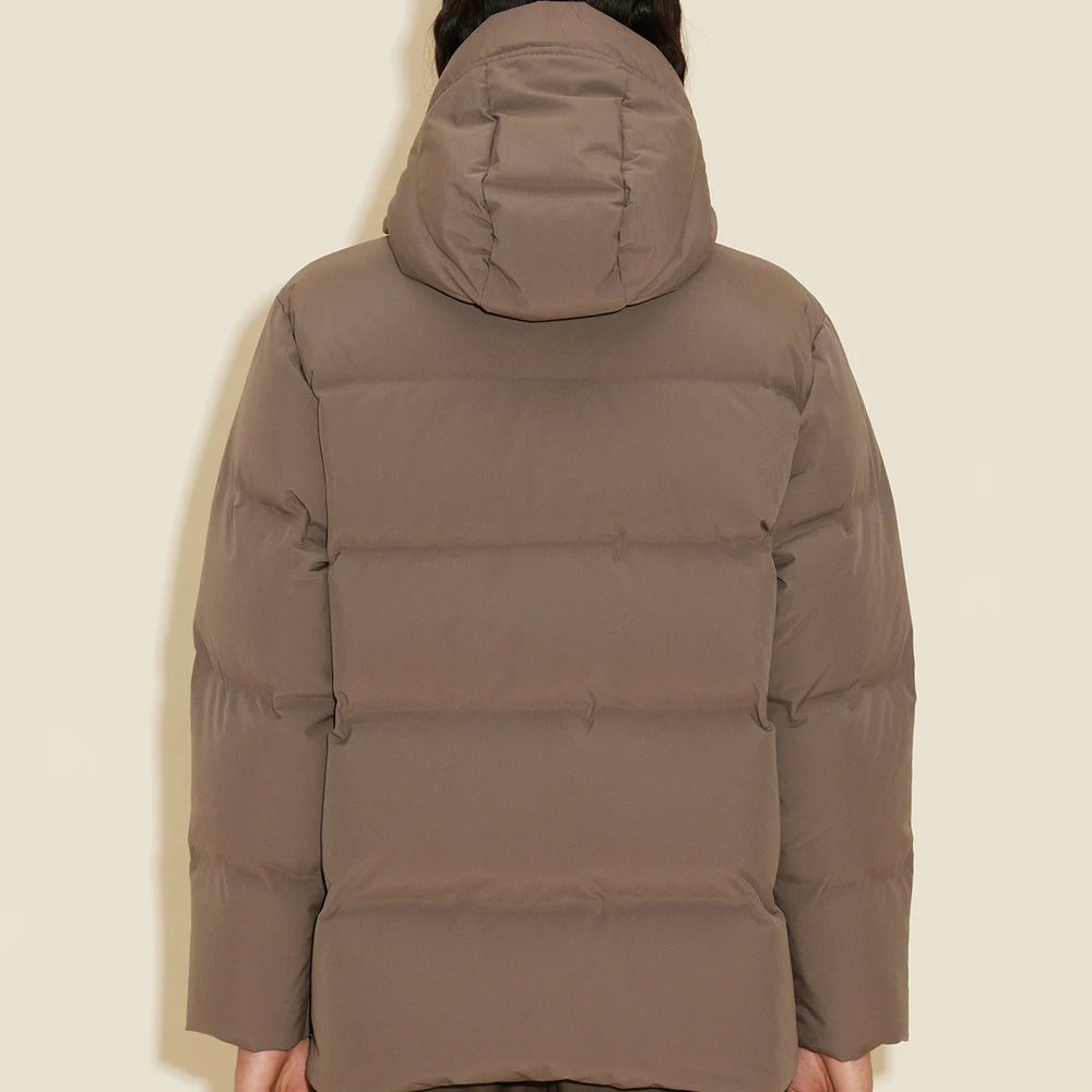 
                  
                    BESSEGGEN DOWN JACKET TAUPE
                  
                