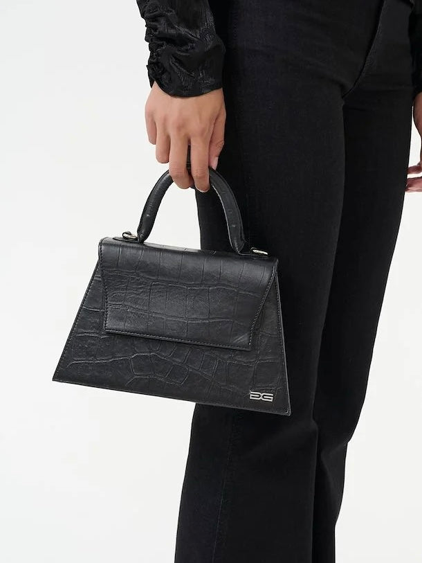 
                  
                    GESTUZ HARVEY  CROCO BAG BLACK
                  
                