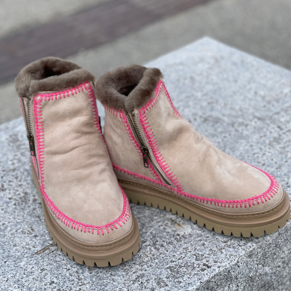 
                  
                    LAIDBACKLONDON SETSU 4.0 CROCHET SAND SUEDE PINK
                  
                