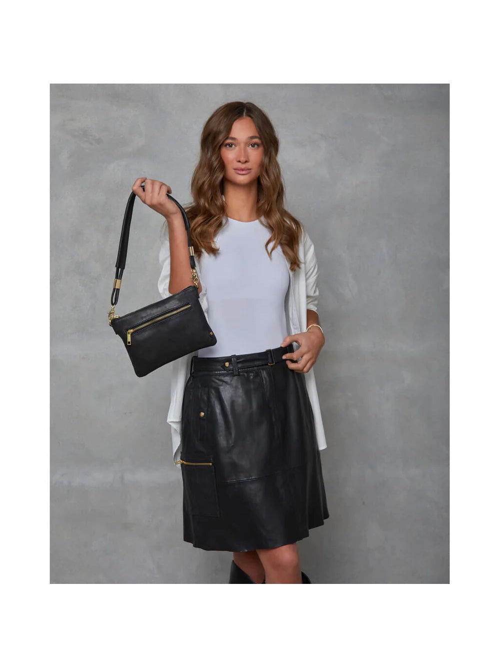 
                  
                    DEPECHE SKIRT BLACK
                  
                