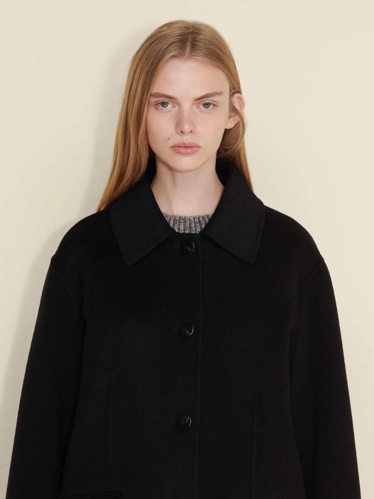 
                  
                    HOLZWEILER FELSA WOOL COAT BLACK
                  
                