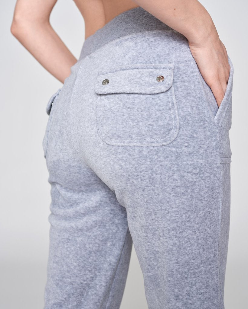 
                  
                    JUICY COUTURE VELOUR PANT LIGHT GREY MARL LYSEGRÅ
                  
                